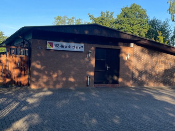 Veranstaltungsgebäude der Vereinigten Sportschützen Neuenkirchen, Veranstaltungsort der Waffensachkundelehrgänge